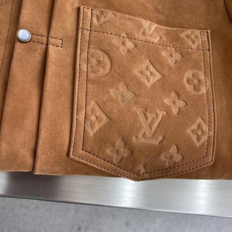 l0vis Vvtt0n outwear